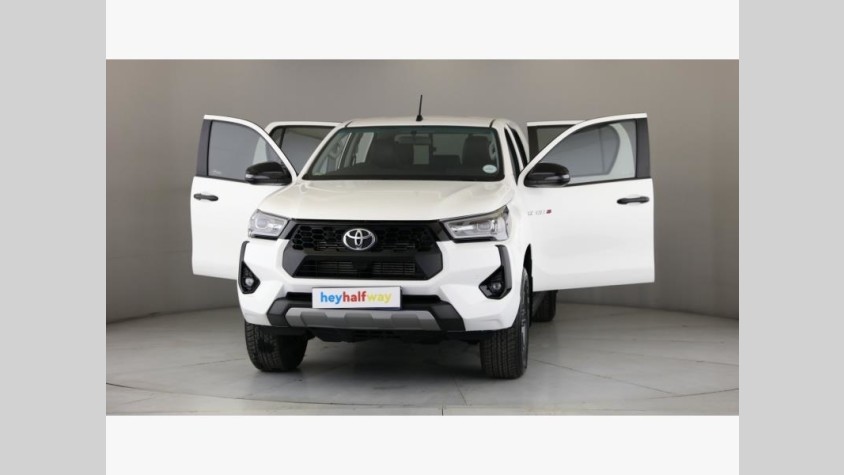 2025 TOYOTA HILUX 2.8 GD-6 RAIDER 4X4