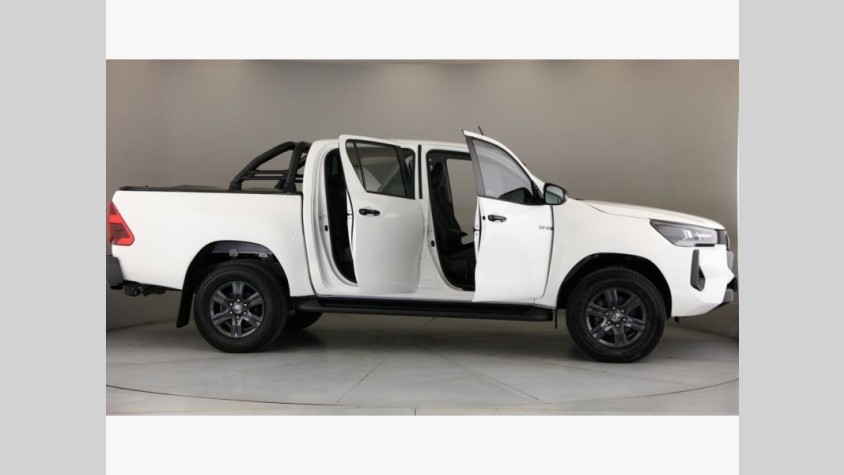 2025 TOYOTA HILUX 2.8 GD-6 RAIDER 4X4