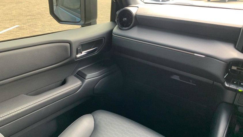 2025 TOYOTA PRADO VX-R 2.8GD