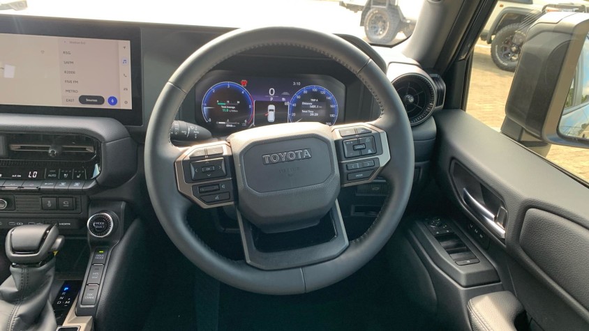 2025 TOYOTA PRADO VX-R 2.8GD