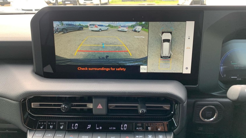 2025 TOYOTA PRADO VX-R 2.8GD