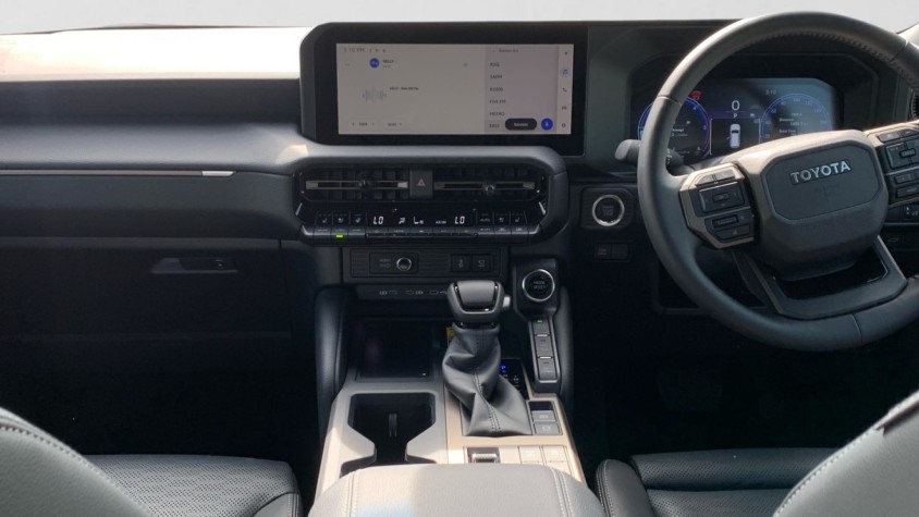 2025 TOYOTA PRADO VX-R 2.8GD