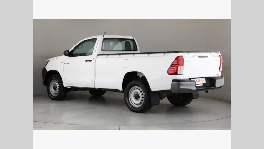 2024 TOYOTA HILUX 2.4 GD-6 SR 4X4
