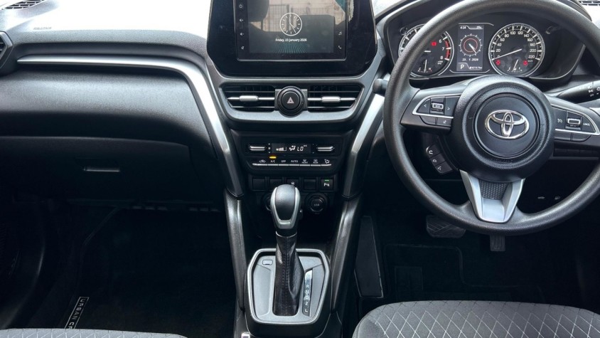 2025 TOYOTA URBAN CRUISER 1.5 XR