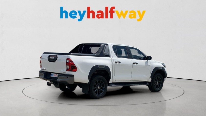 2025 TOYOTA HILUX 2.8 GD-6 RB LEGEND RS 4X4