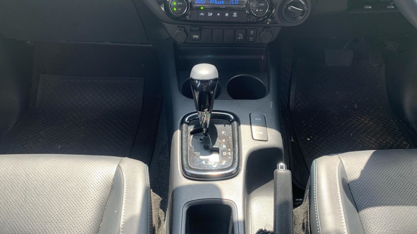 2025 TOYOTA HILUX 2.8 GD-6 RB LEGEND RS 4X4