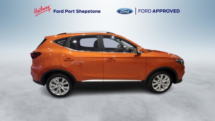 2025 MG ZS 1.5 LUXURY