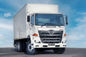 HINO 500 1018 4X2
