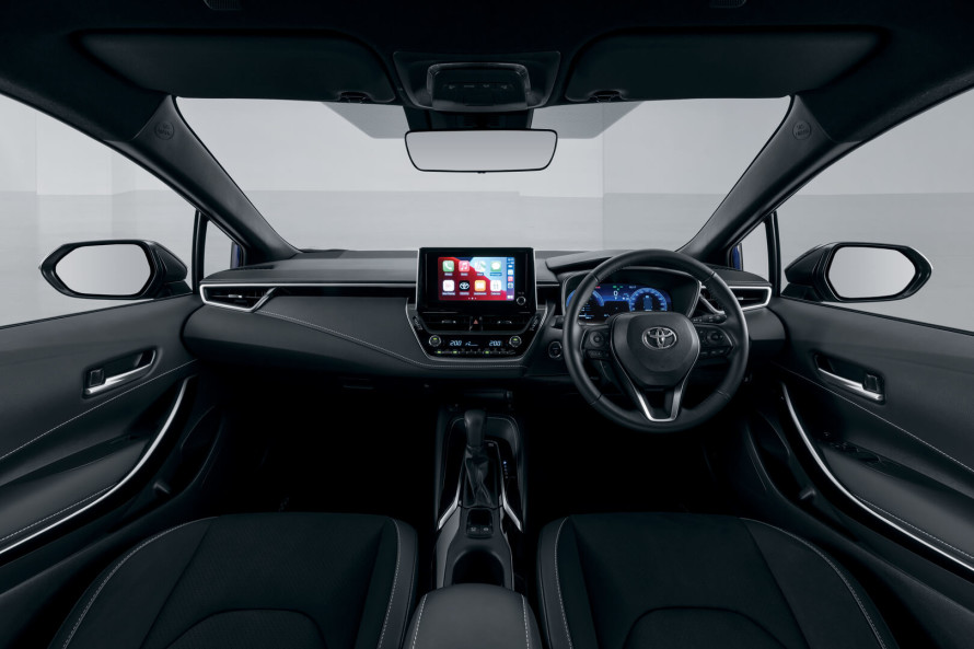 TOYOTA COROLLA HB 1.8 XR CVT HEV