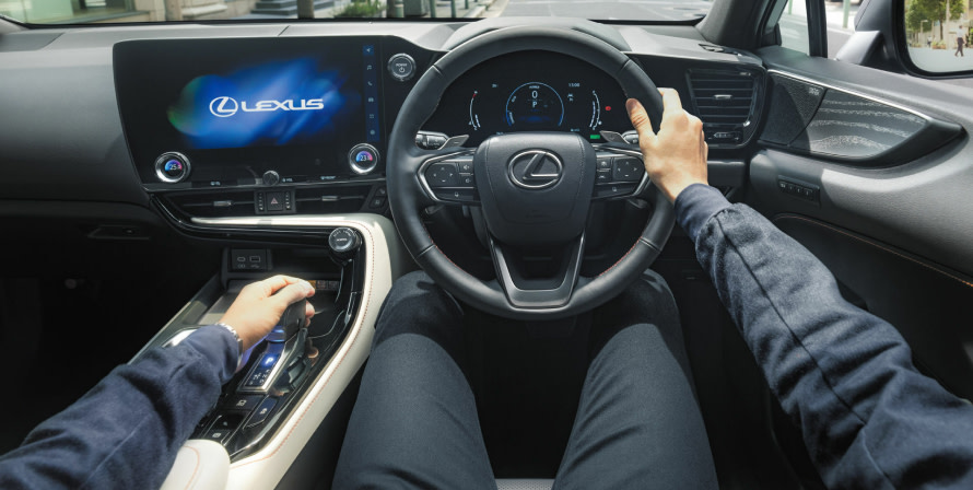 LEXUS NX 450h+ PHEV