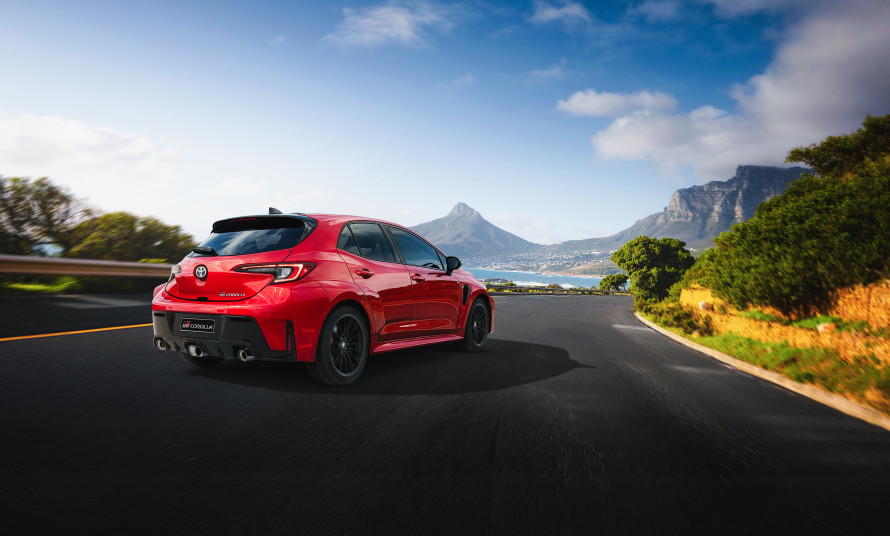 TOYOTA GR COROLLA 1.6T CIRCUIT (5DR)