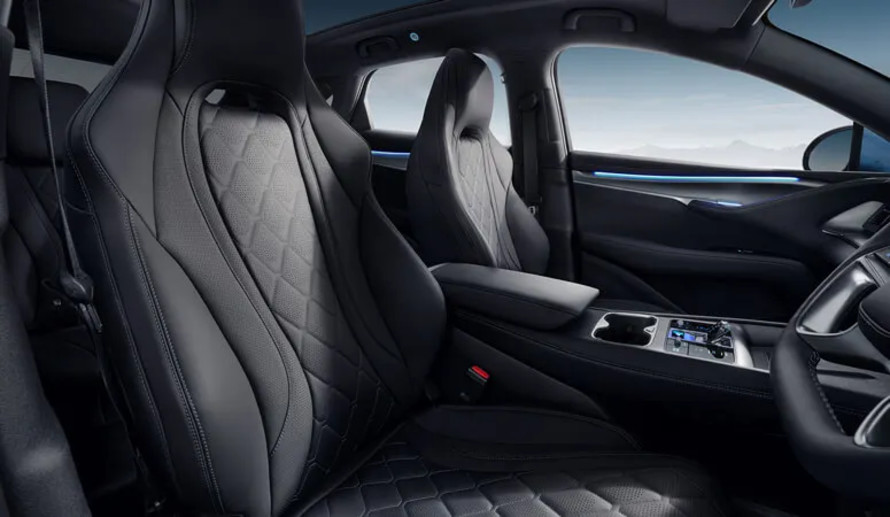 BYD SEALION 7 PREMIUM