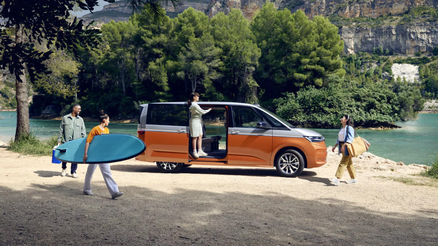 VOLKSWAGEN CARAVELLE HIGHLINE 2.0 BiTDI
146kW DSG 4MOTION SWB