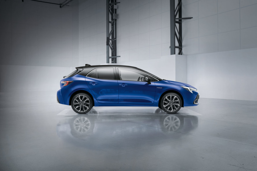 TOYOTA COROLLA 1.2T XS (5DR)