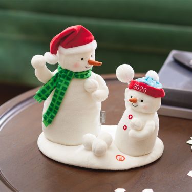 Animated Snowball fight snowmen