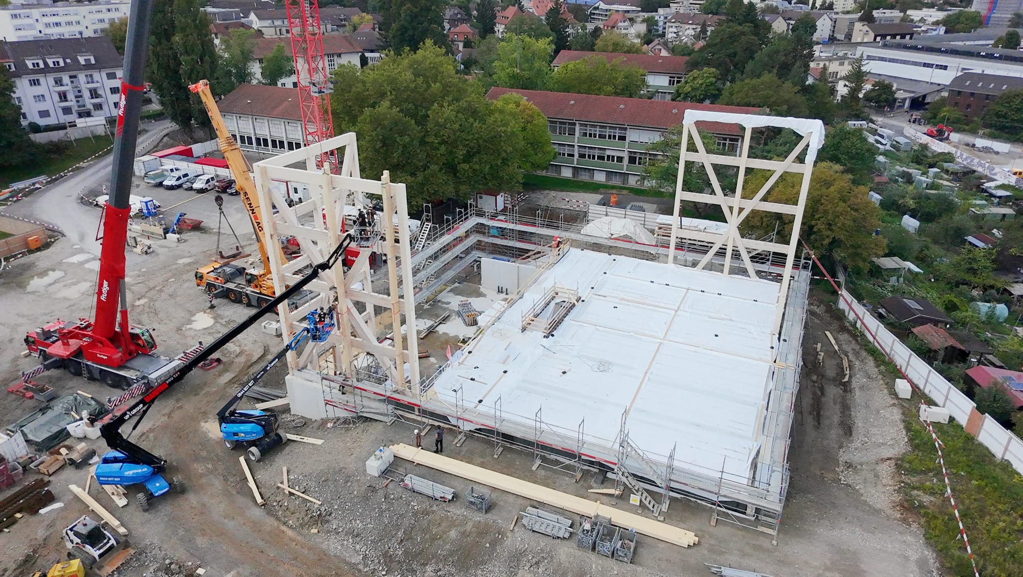 Luftbild Erweiterungsneubau Volksschule Stöckacker / Bild: Winnewisser Baumanagement AG