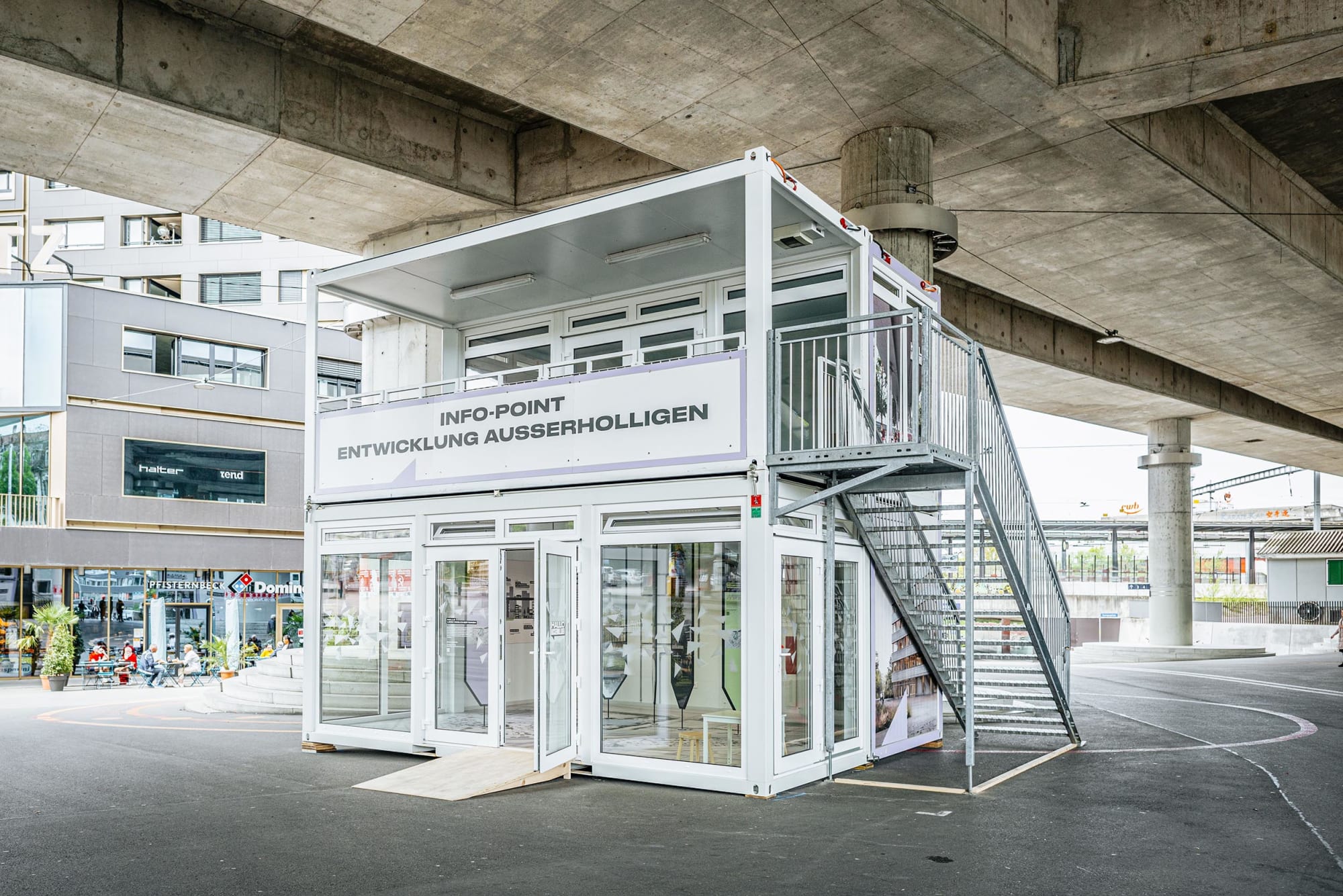 Bild des Infocontainers zu Hallo Ausserholligen am Europaplatz