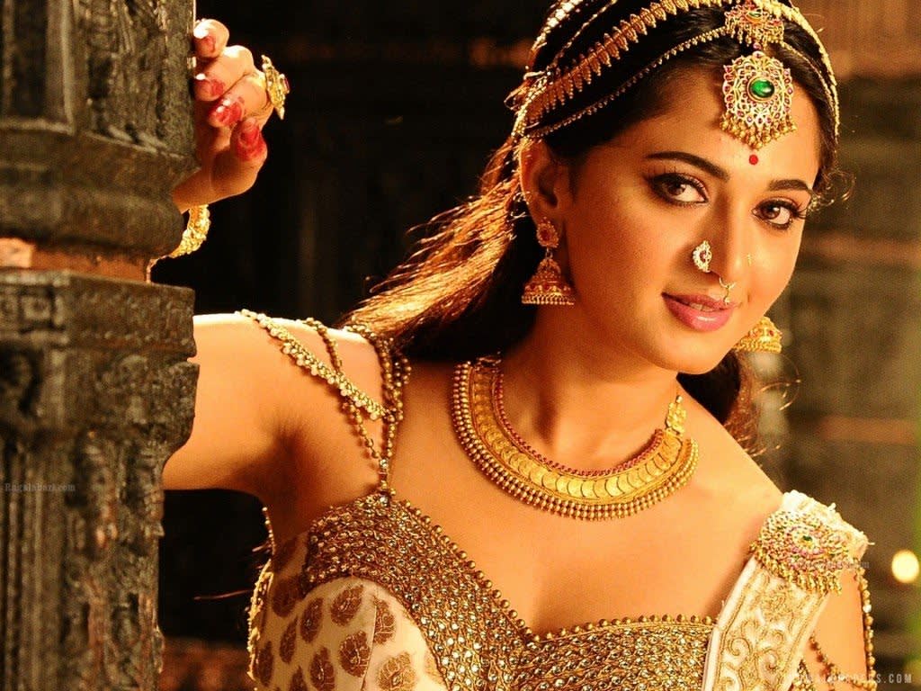 Queen Sweety Shetty on Instagram DEVASENA   AnushkaShetty  anushkashetty Anushka anushka sweetyshetty sw  Desi beauty Hot  actresses South actress