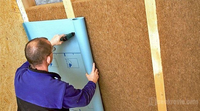 монтаж строительным степлером