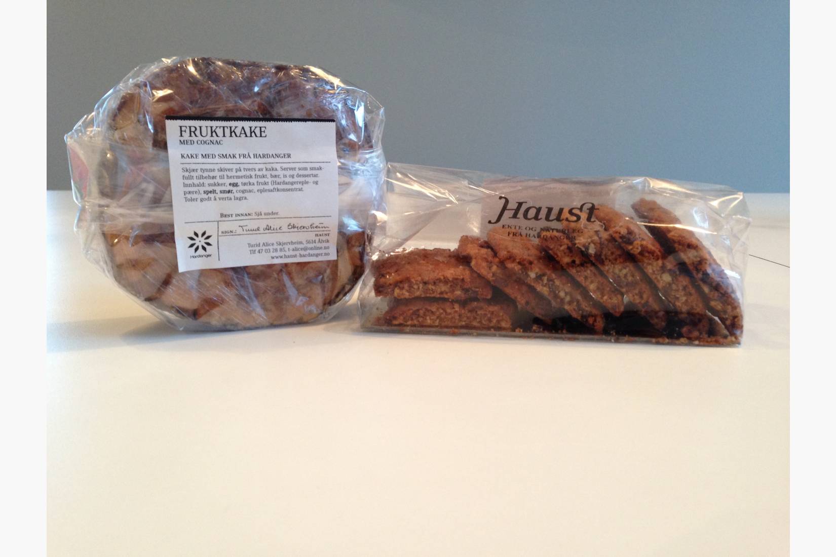 Fruktkake og plommekjeks