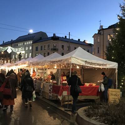 Bilde av På Bondens marked finner du både smaken og lukta av jul