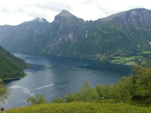 Hjørundfjord Fruktpresseri