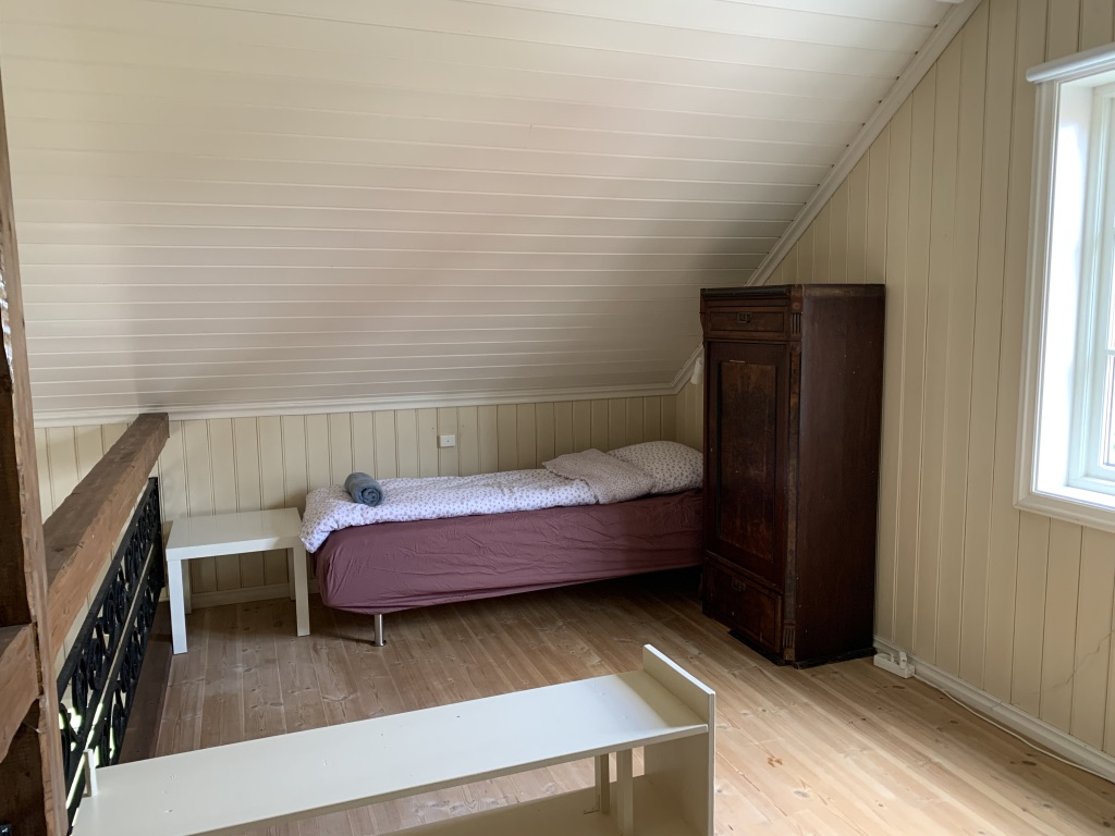 Åpen hems med to enkeltsenger i Bryggerhuset