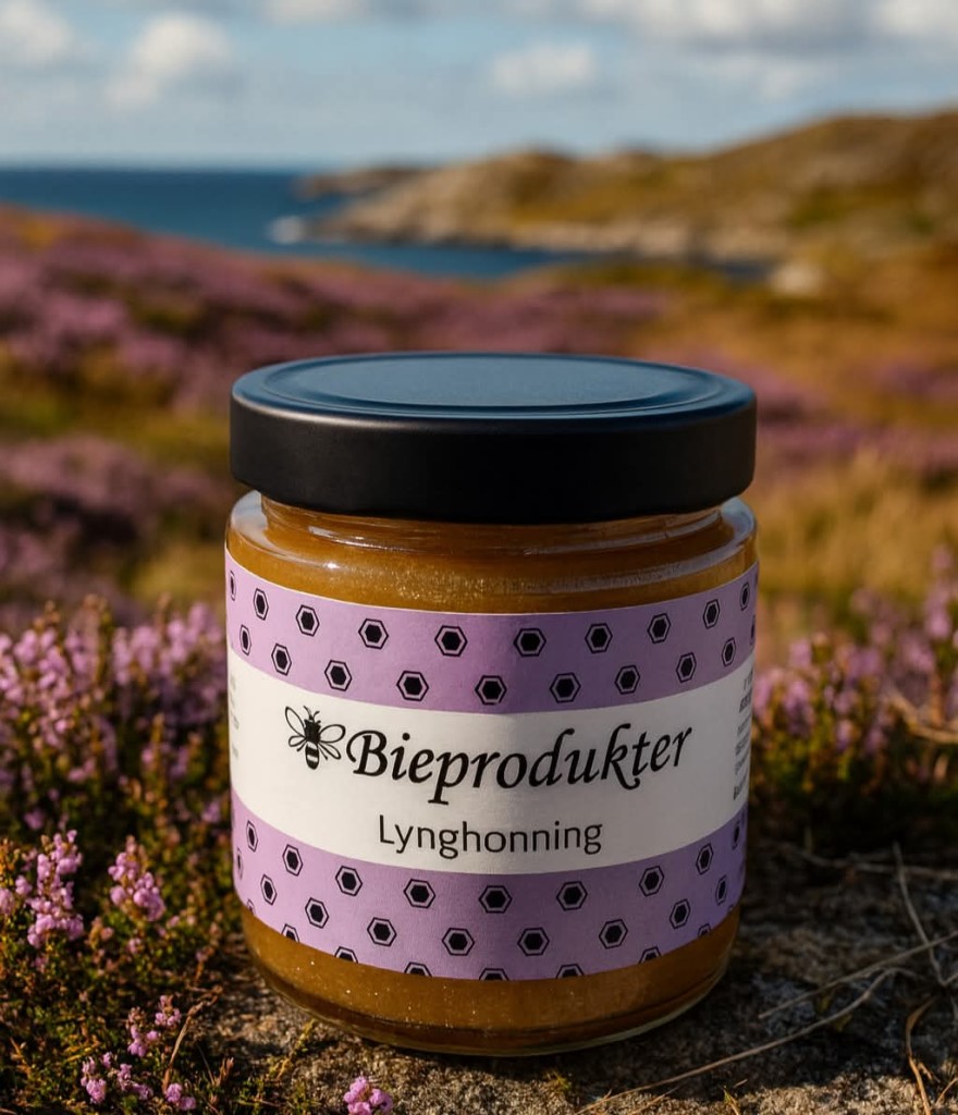 Lynghonning frå kystlyngheiene på Sunnmøre.