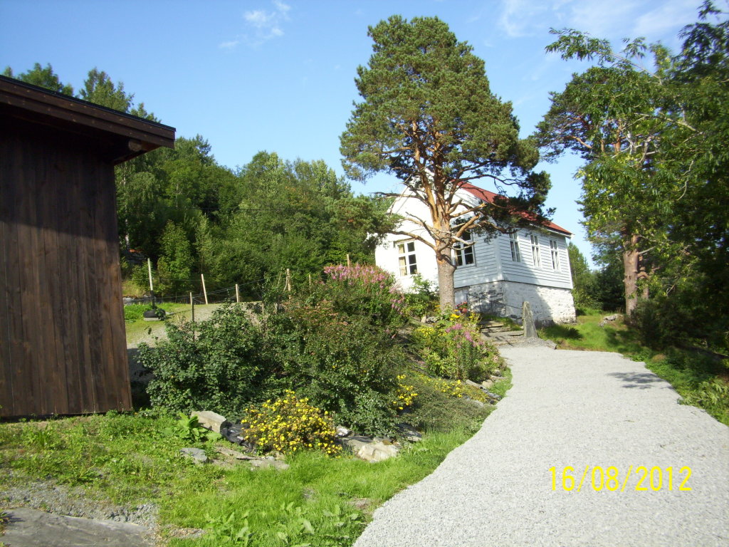 Skulen i Nedrebergtunet