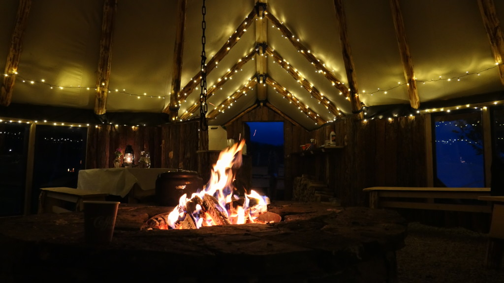 Viking Slott med bålplass i midten