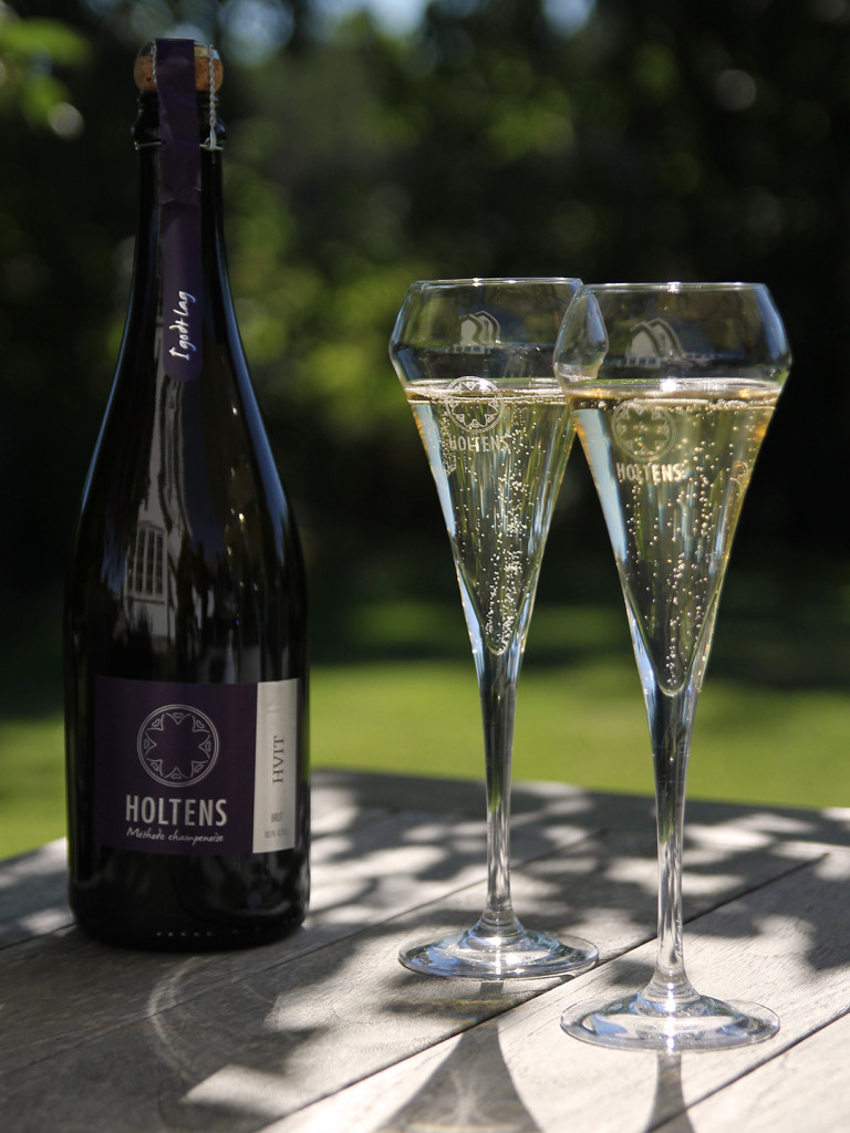 Holtens Hvit, méthode champenoise