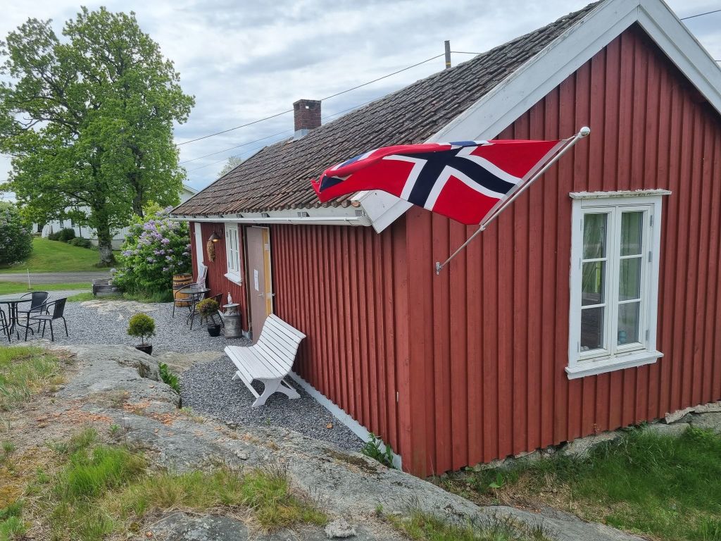 I en gammel smie finner du nå Aker gårdsbutikk