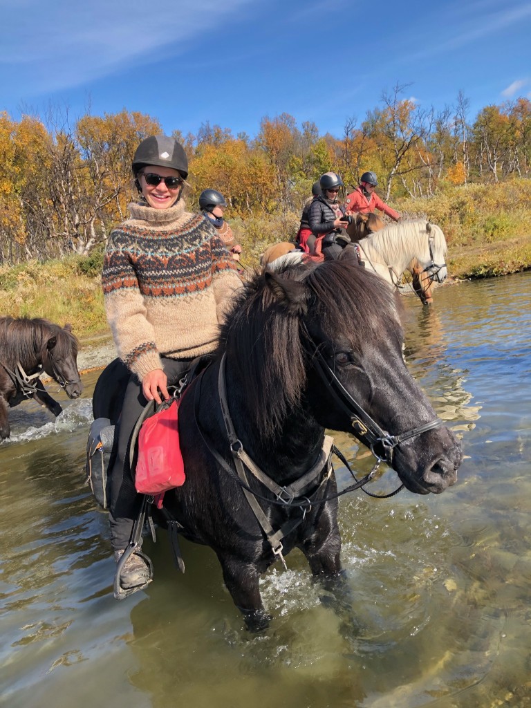 Bli med oss på ridetur!