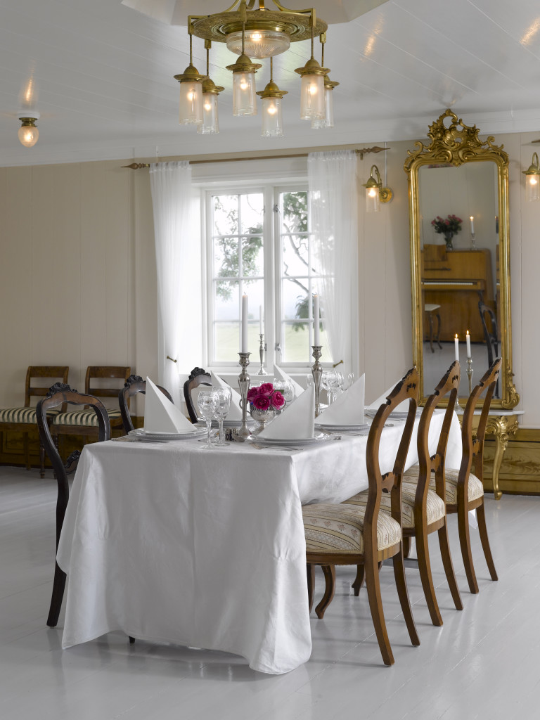Fra salen i hovedhuset