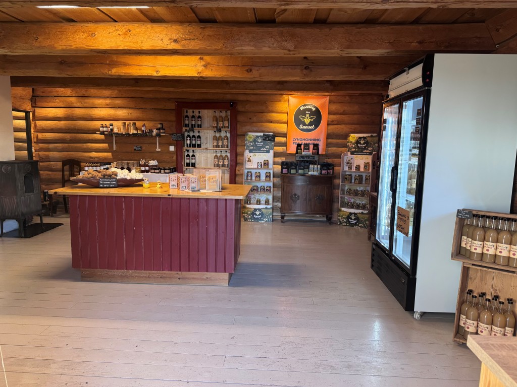 Inne i butikken vår :)