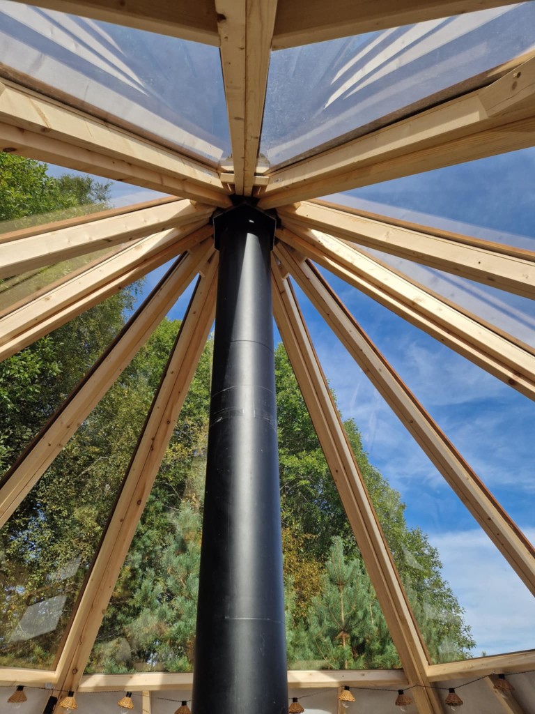 Wake up in the Finnstadlavvo with great views of mountains and fjords