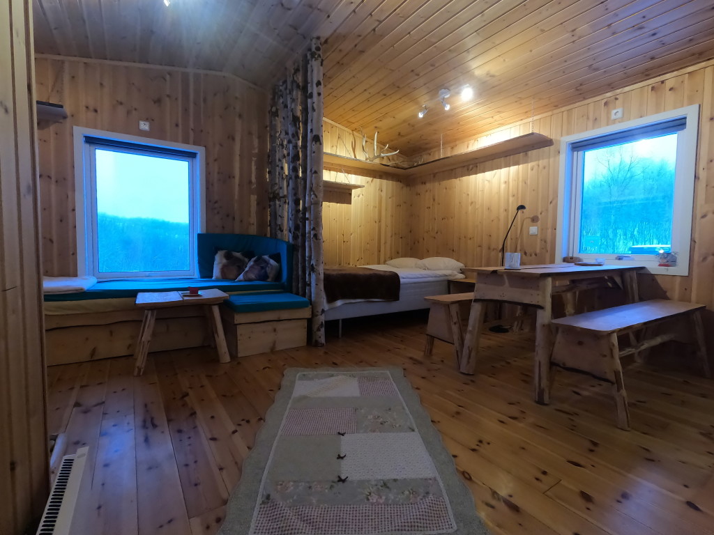 Wildwood Cabin, rom for 2 - 3 personer med kjøkken og delt baderom