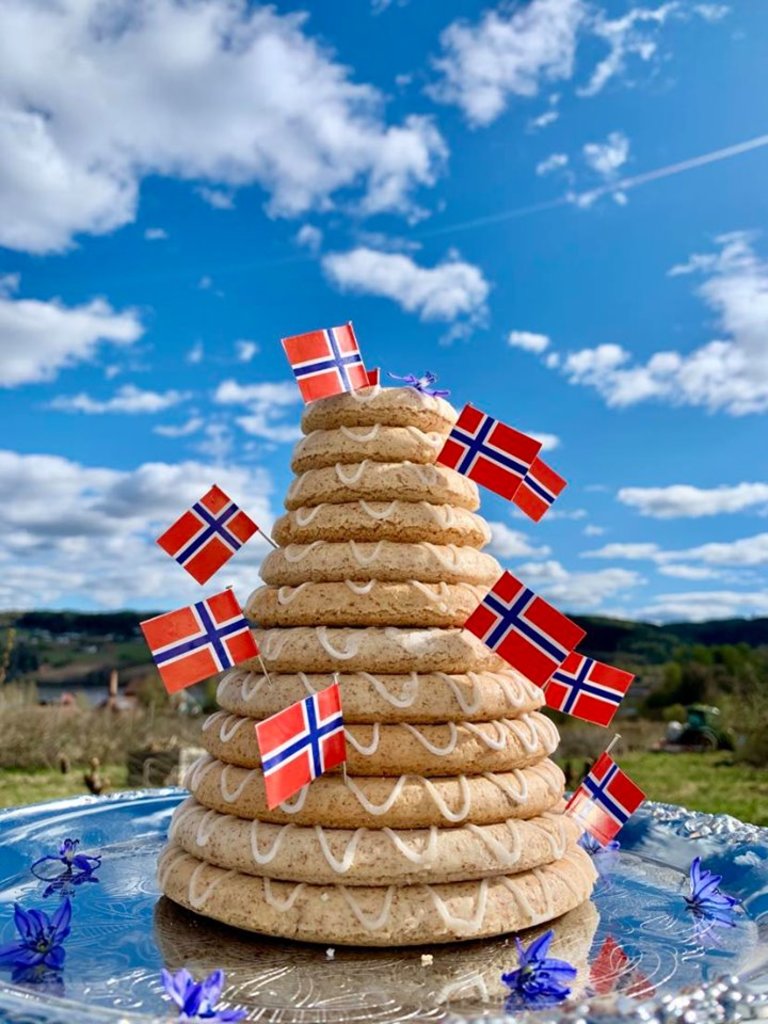 Kransekake