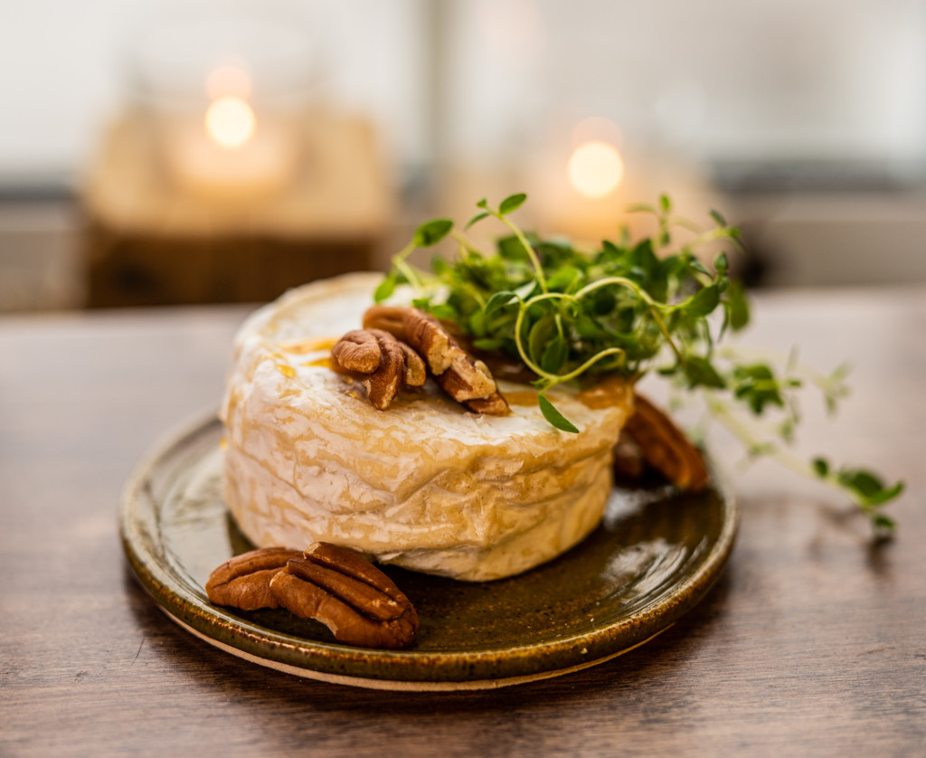 Hvit Bjorvin - Rygge Meieri sin camembert