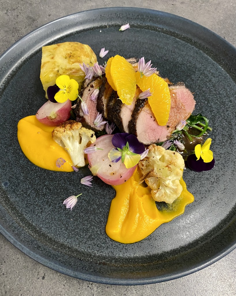 Restaurant Flor'n, frå sommarmeny 2023, hovudrett.