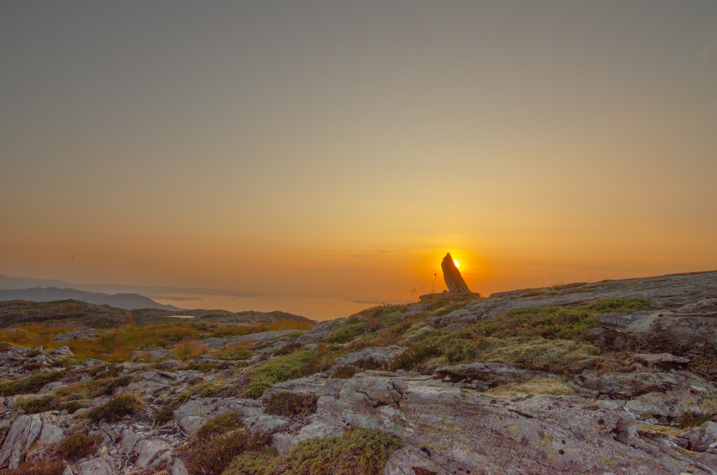 Yddal Naturreservat er eitt av dei største og finaste furuskogområda i Vestland Fylke og heng saman med Geitknottane Naturreservat som strekk seg inn i Kvam og Kvinnherad. Bildet er  frå fjelltoppen Horga.