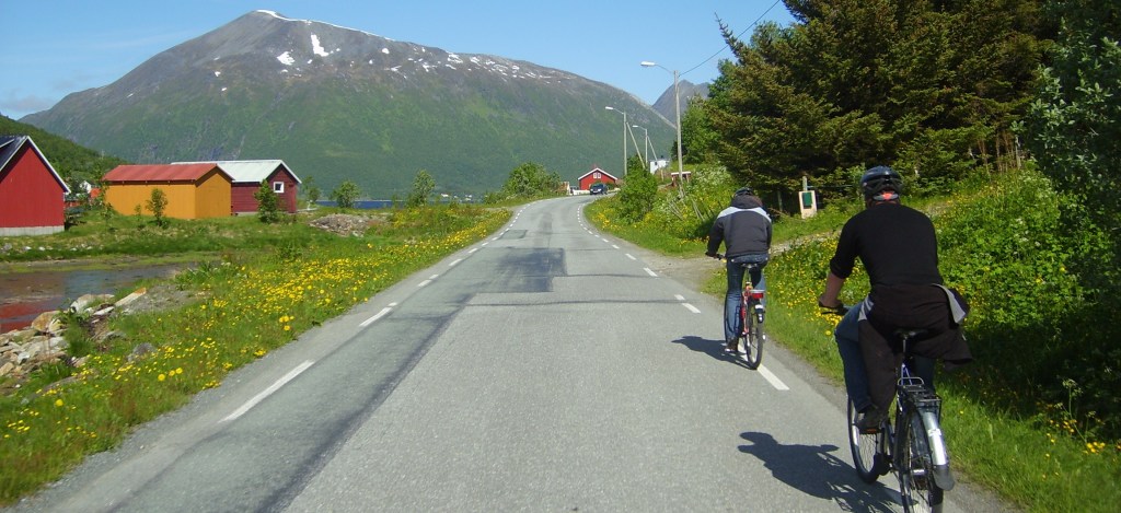 Cycle trip Kattfjord Lauklines