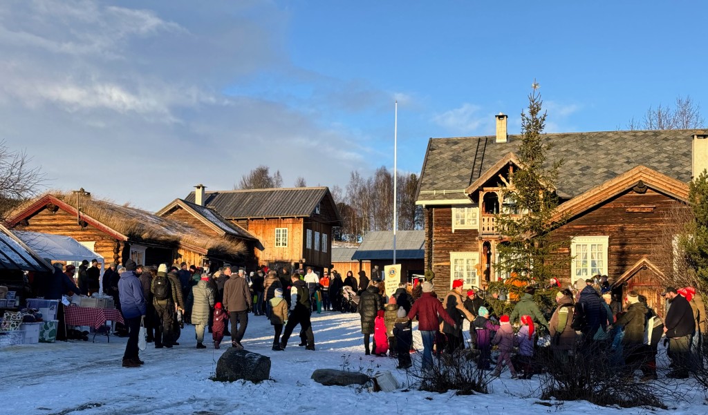 Julemarked på Storeggen.