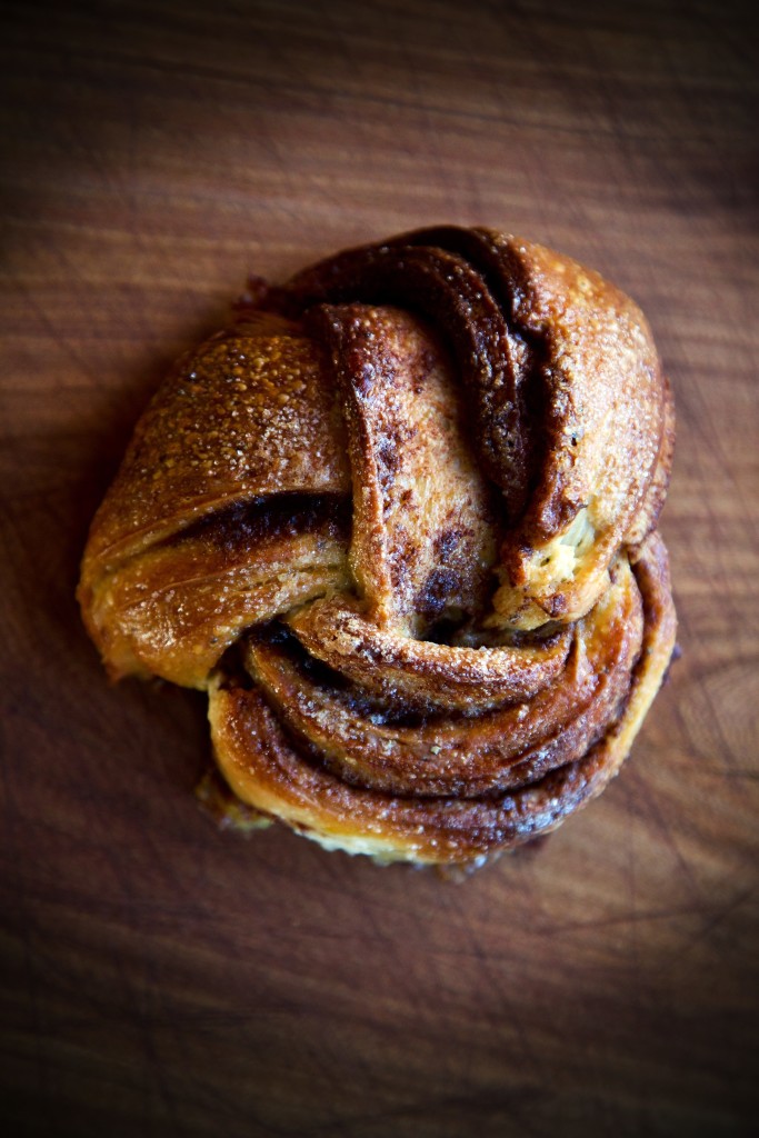 Norske boller: Våre boller inneholder norske, naturlige råvarer. De er elta, heva og stekt i Fattnes, i Suldal.