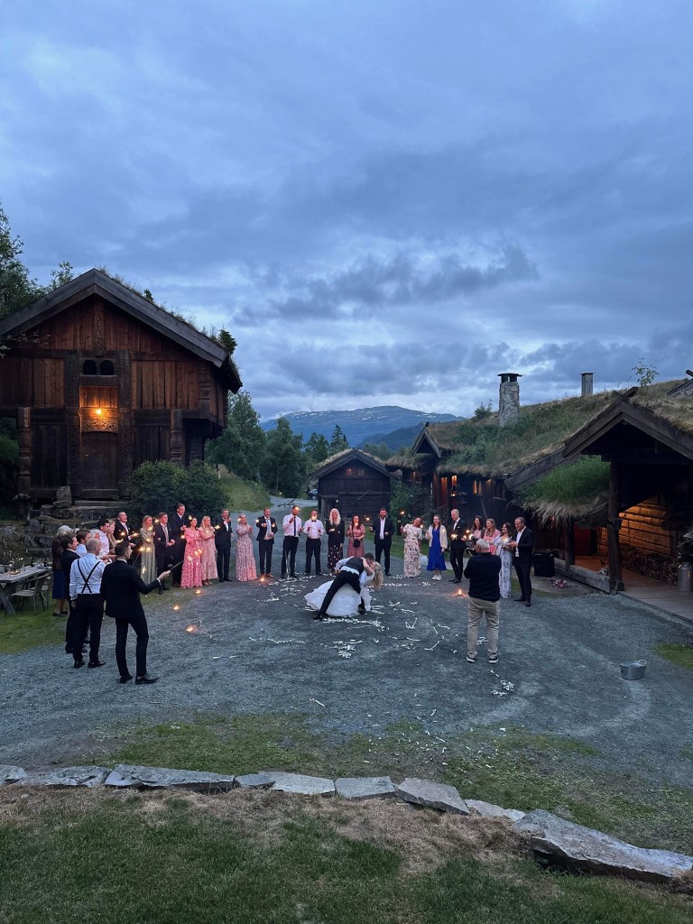 Kjærlighet på tunet