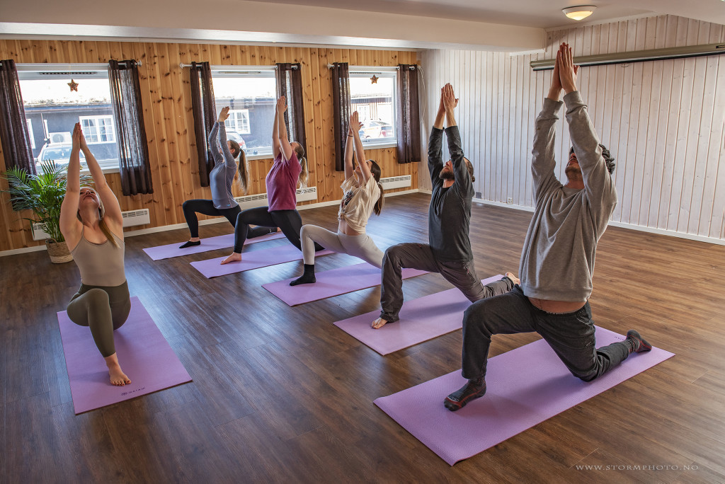 Yogatimer og yogaferier tilbys i sommer- og vintersesongene