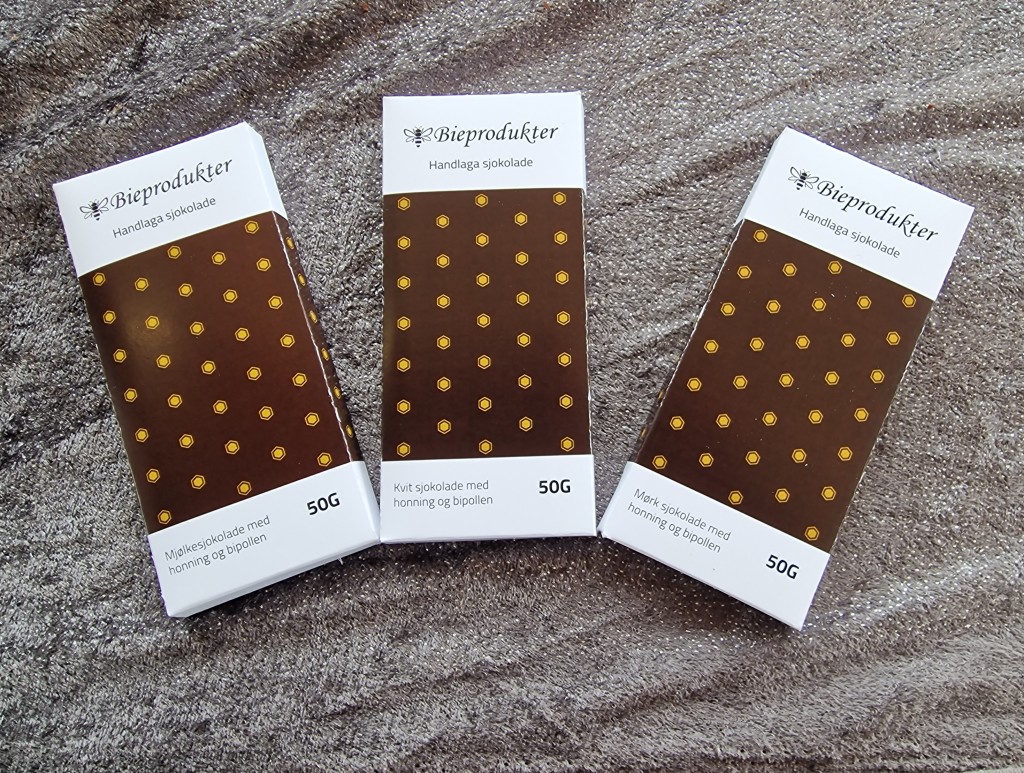 Sjokoladeplater med honning og bipollen.