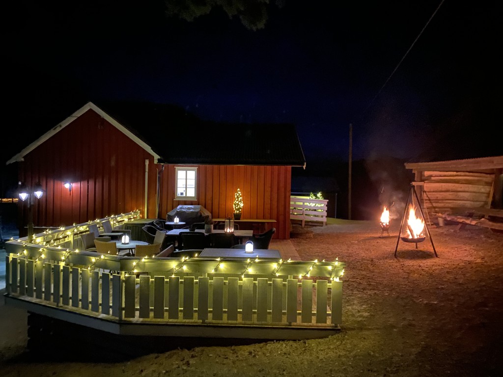 Kveldsstemning på kvernhuslåven.