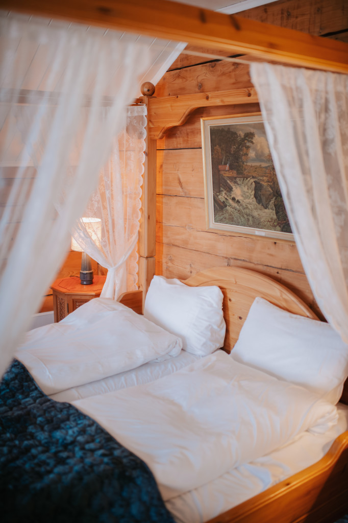 Himmelsengrommet i "smia"