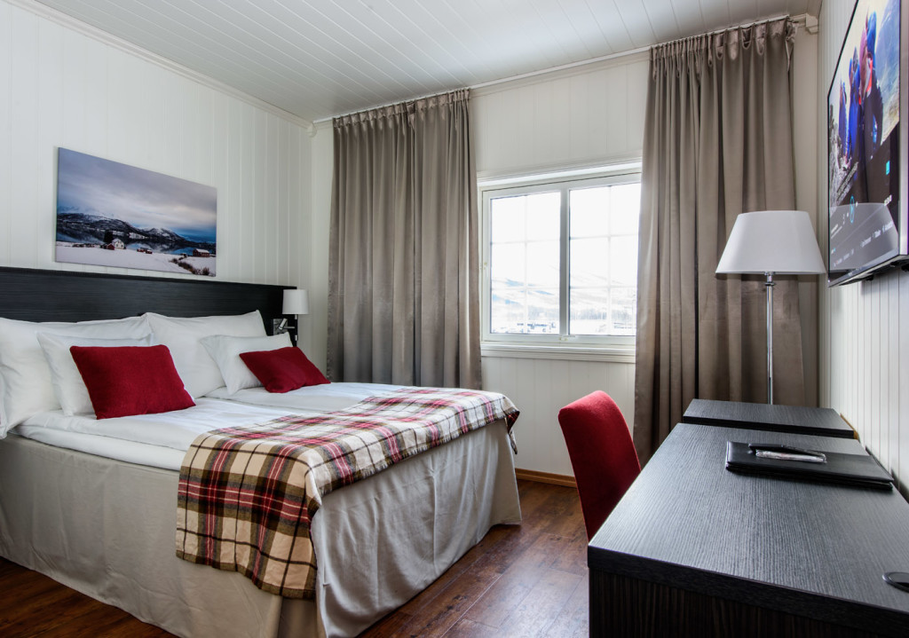 Hotellrom i hovedbygg.